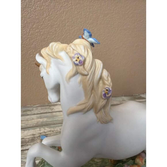 Princeton Gallery Wish Upon a Butterfly Porcelain Unicorn Figurine 2006 - Picture 9 of 15